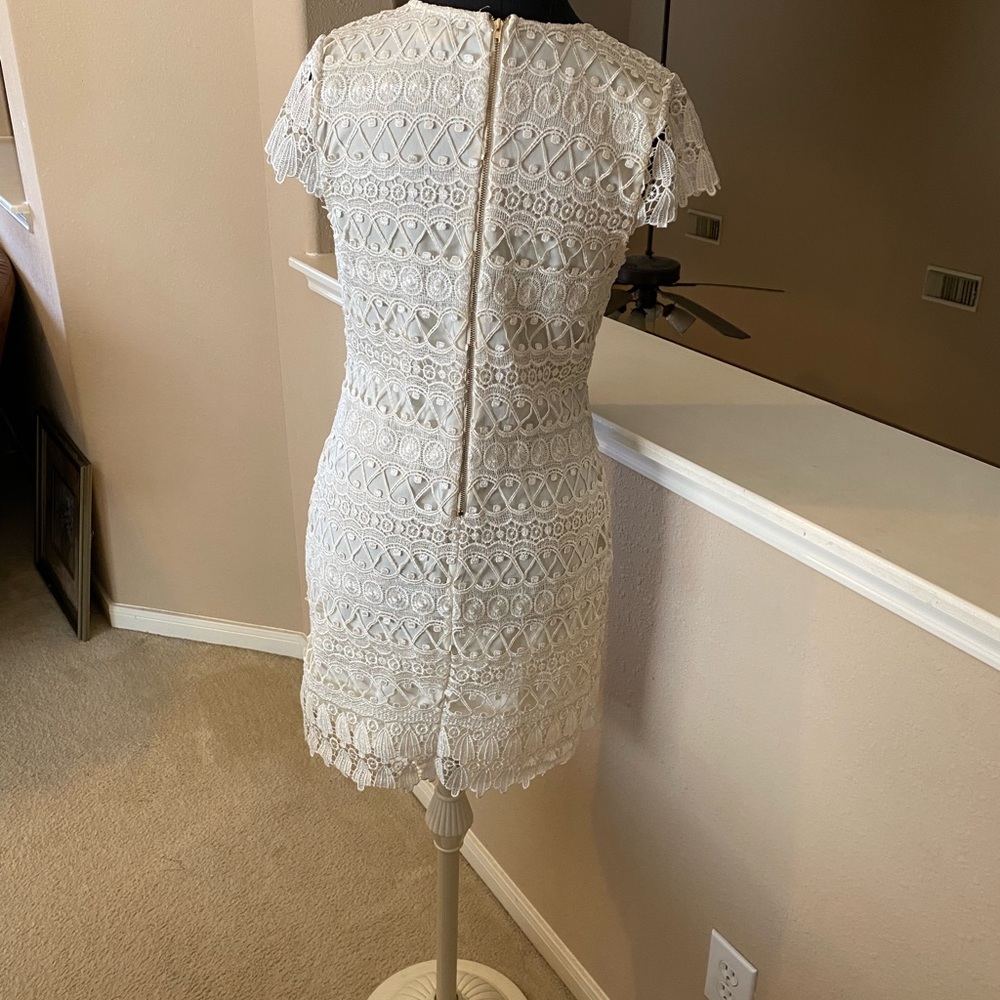 Dress - Picture 3 of 5